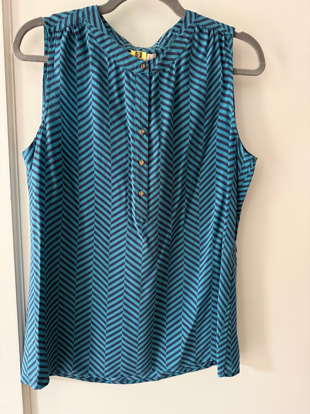 Banana Republic Teal and Black Chevron Sleeveless Blouse